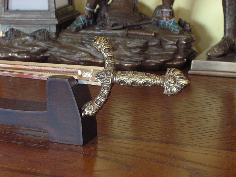 WYJĄTKOWY NOŻYK DO LISTÓW MIECZ HRABIEGO ROLANDA  ( AG153.01)