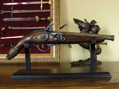 NIEMIECKI SKAŁKOWIEC Z UNIKATOWYM ZDOBIENIEM   (W145)