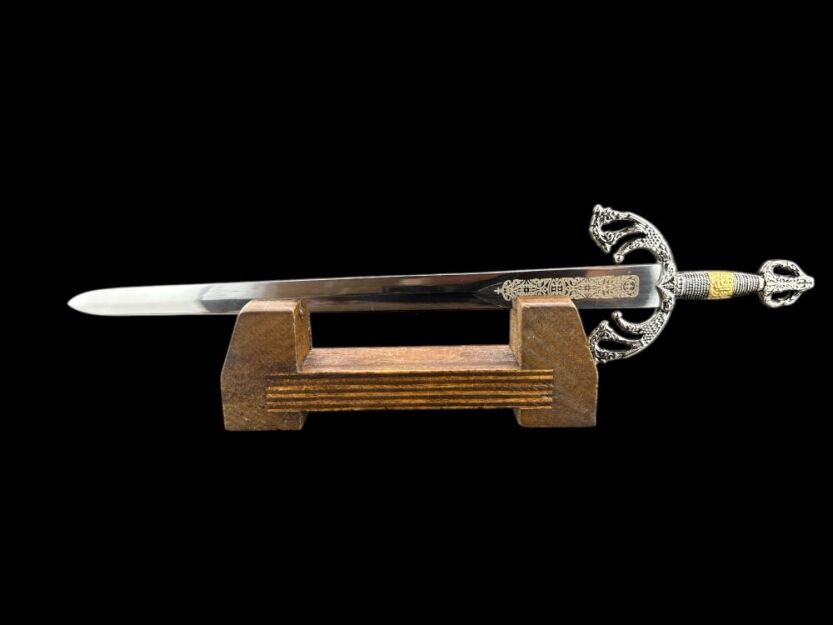 NOŻYK DO LISTÓW MINIATURKA HISTORYCZNY MIECZ CYDA WALECZNEGO (07)plus stojak